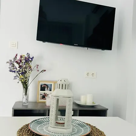 Puertas Del Sol 11 *