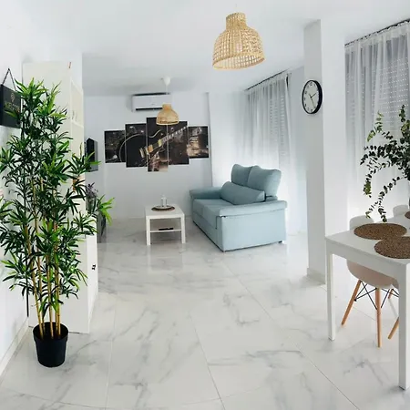 Puertas Del Sol 11 *