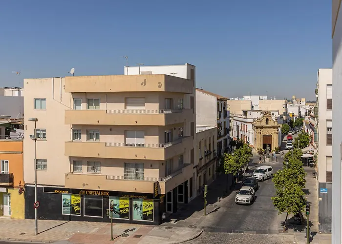 Puertas Del Sol 11 *